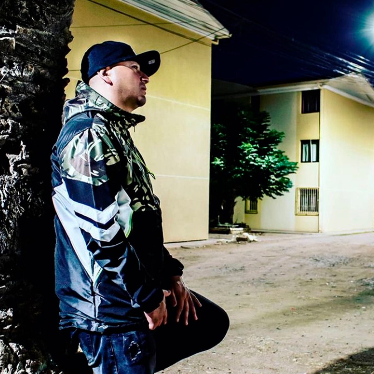 Fuiste hecha para mí (feat. Big Trucone) - Single by The Bobby Chory album cover
