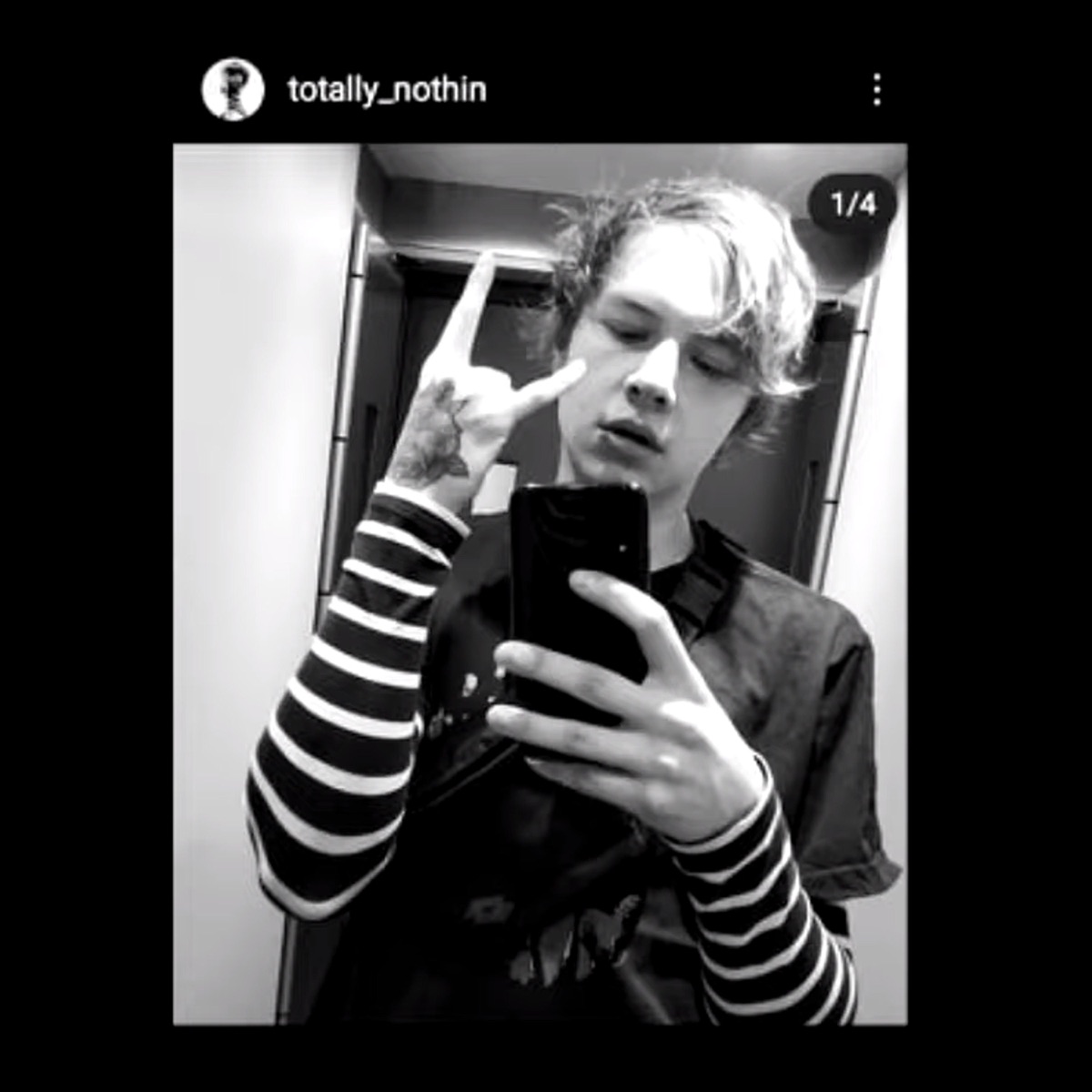 Emoce - Single by Totally Nothin album cover