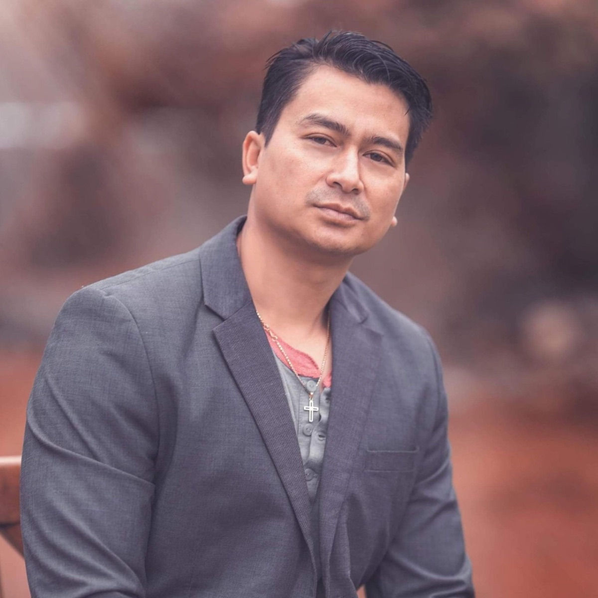 An Overview - Single by Roeun Chin album cover