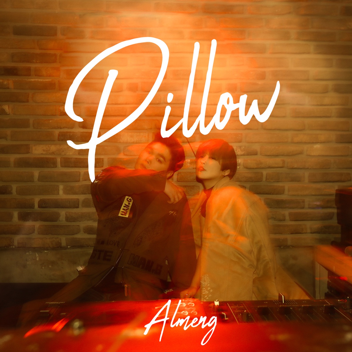 Pillow - Single by Almeng album cover