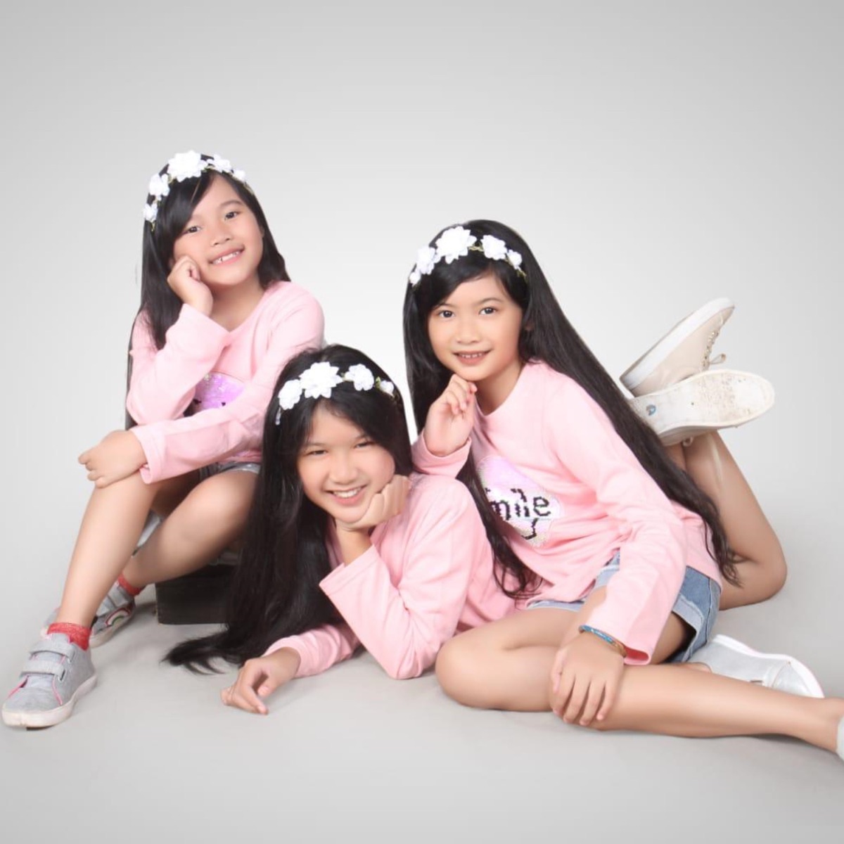 Teriakan Gembiramu - Single by Little Queen album cover