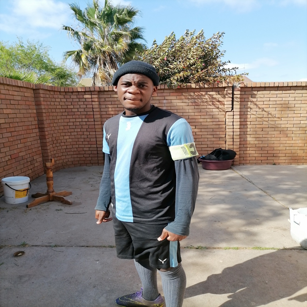 Sebenza Kanzima - Single by Real kid SA & DJ Givelow album cover