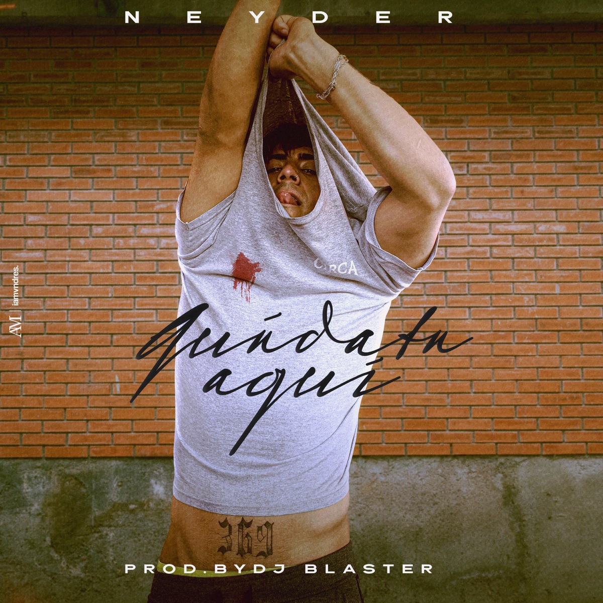 Quédate Aquí (feat. Dj Blaster) - Single by Neyder album cover