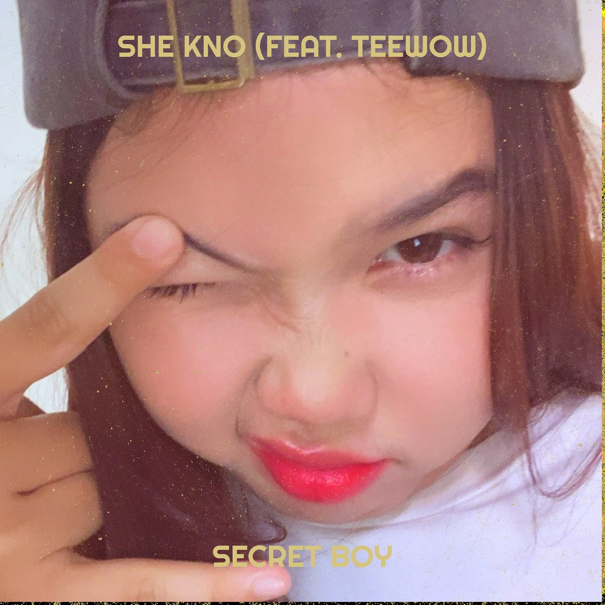 She Kno - Single (feat. Teewow) - Single by Secret Boy album cover