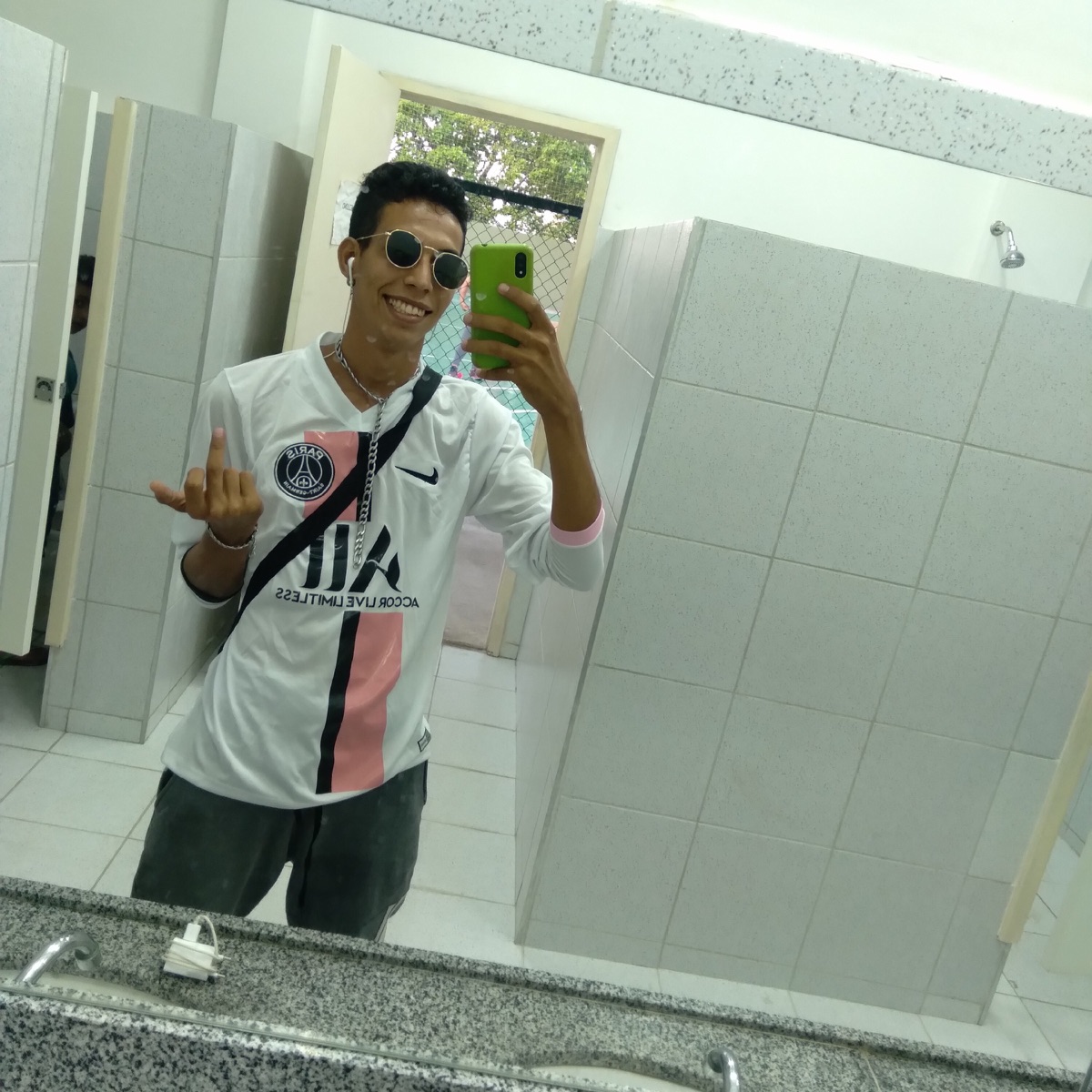 Ainda Bem / Kit Conheci (feat. TRXD) - Single by $€7€ album cover