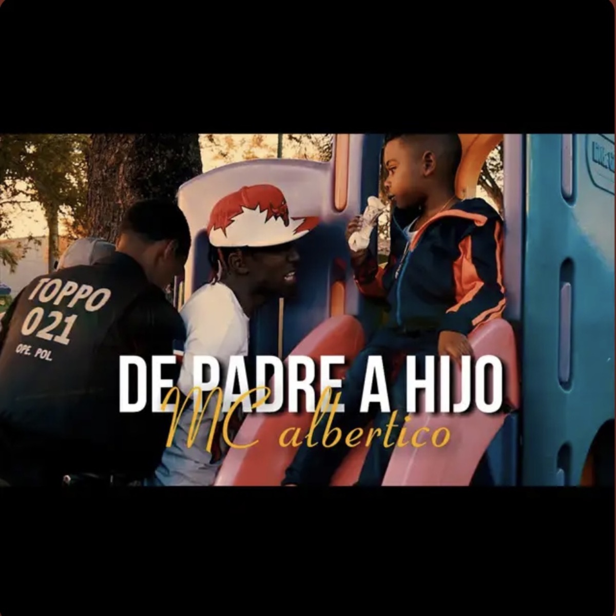 DE PADRE A HIJO - Single by Mc Albertico album cover