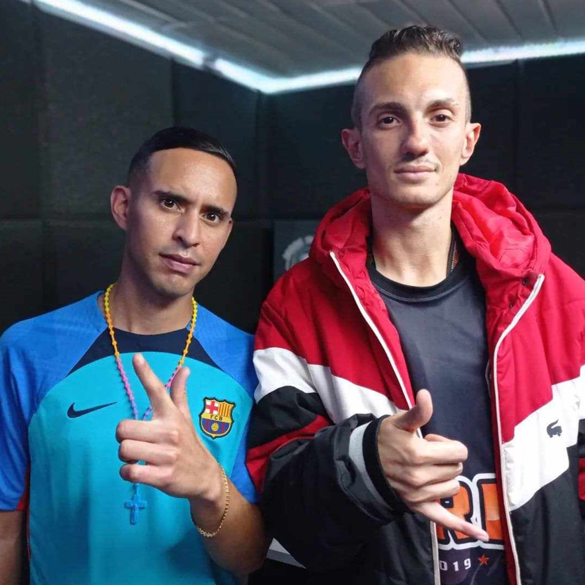 Vem Com Bonde (feat. Studio Made in Favela) - Single by mc k Nela & Mc Gustavo da Mooca album cover
