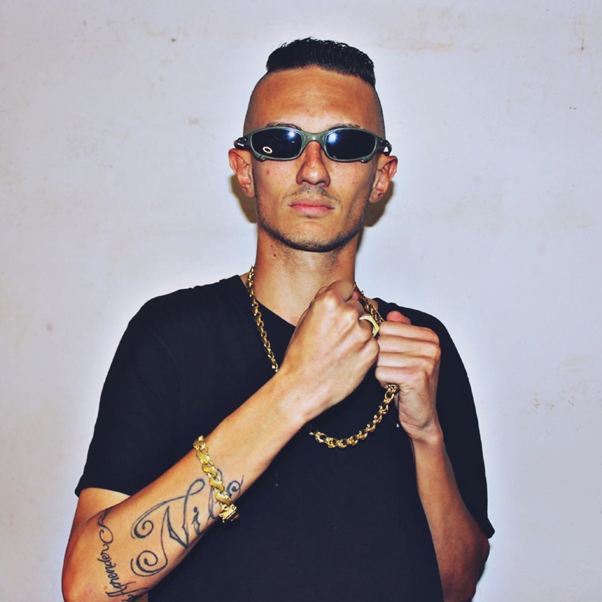 Papo de Revoada (feat. Studio Made in Favela) - Single by mc k Nela album cover