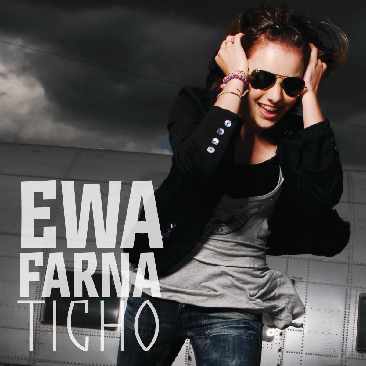 Ticho by Ewa Farna album cover