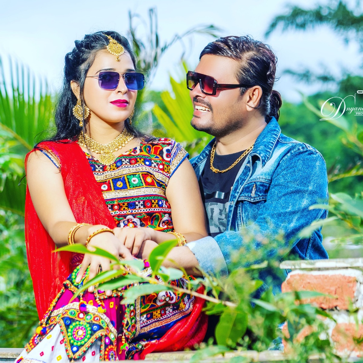 Khel Vego Ye (feat. Fighter Banajara Vinu, Preeya Dubey & Pooja Sakharkar) - Single by Tridev chavan & Sangita Rathod album cover