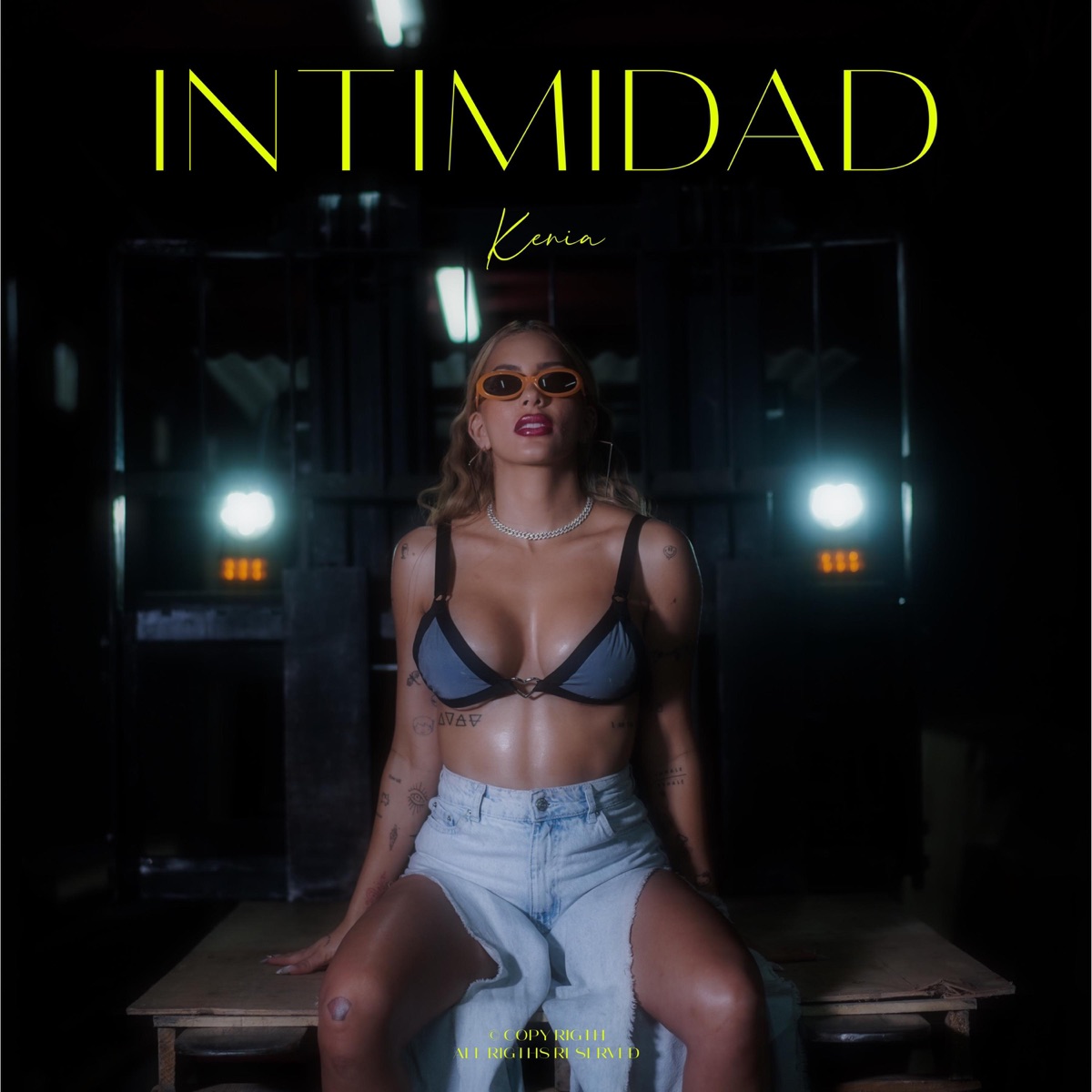 Intimidad - Single by Kenia album cover