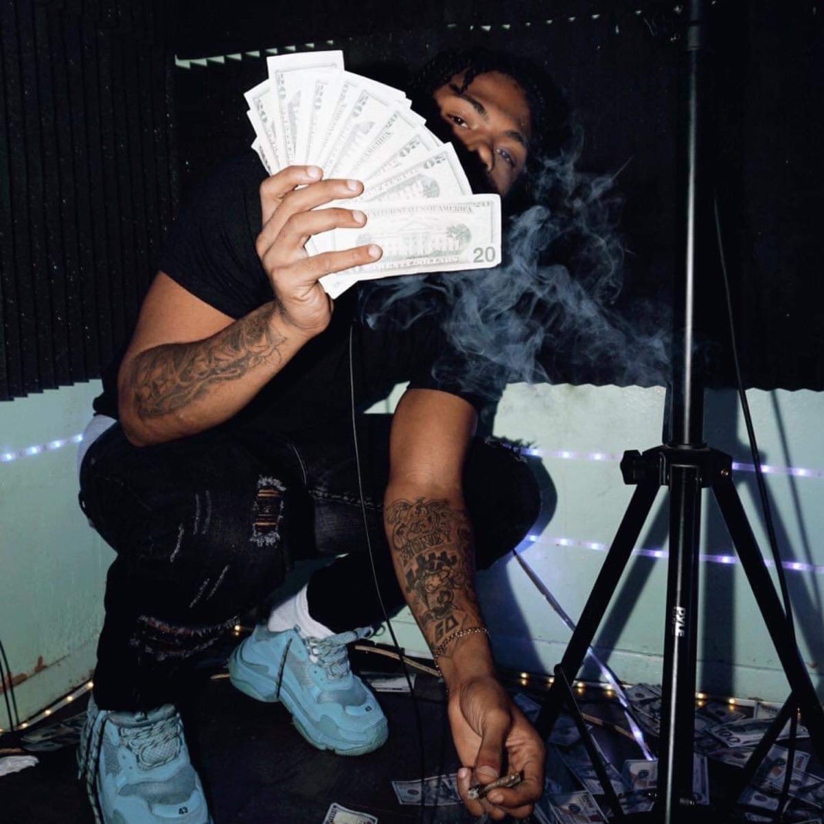 Voices (feat. S-Roy) - Single by Mula Bankzz album cover
