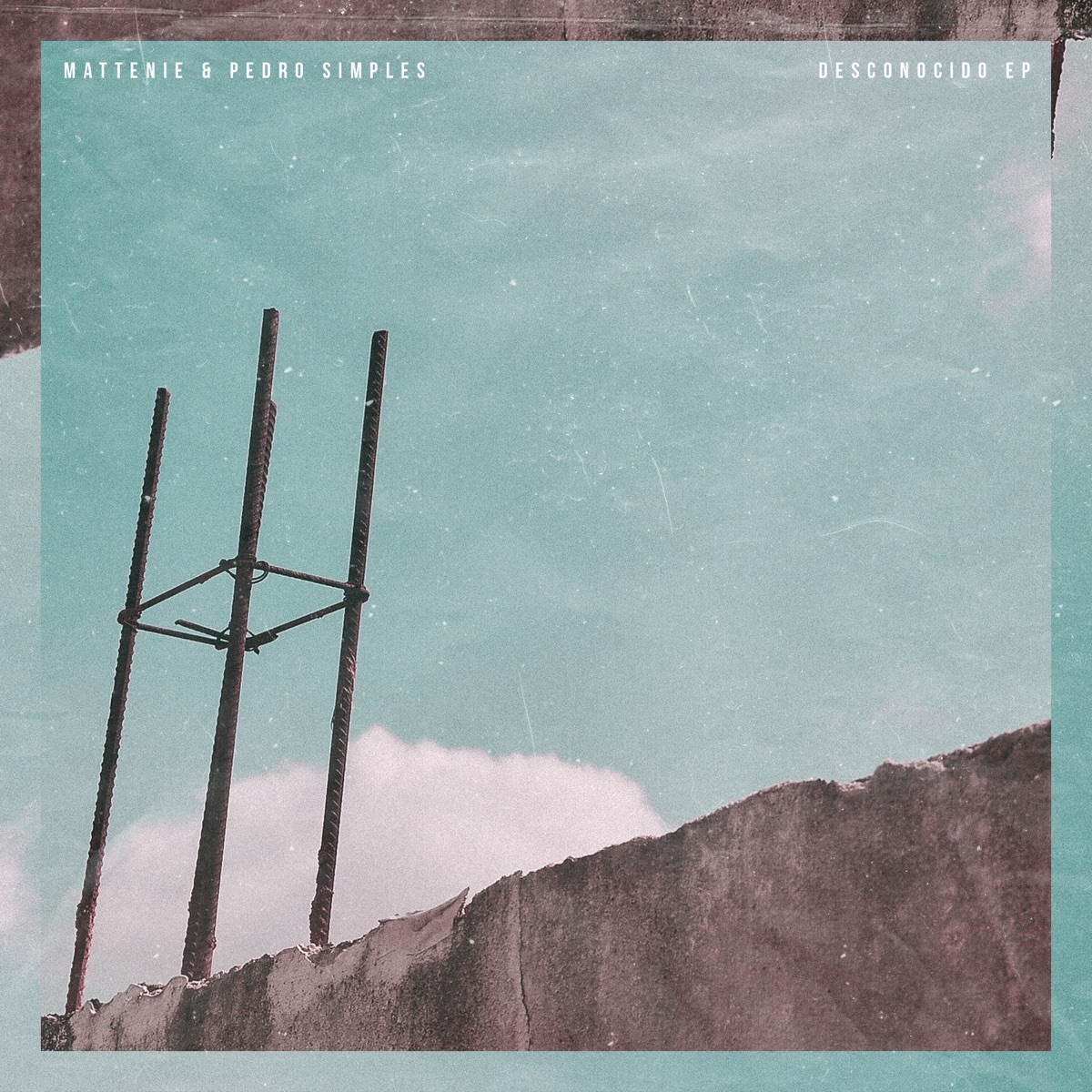 Desconocido (feat. Pedro Simples) - Single by Mattenie album cover