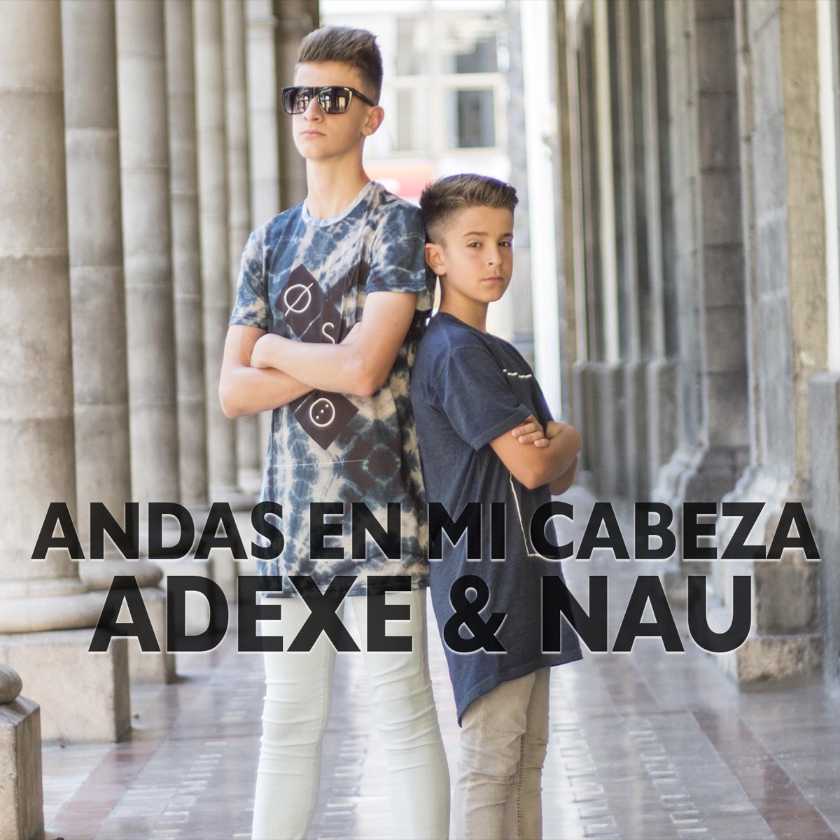 Andas en Mi Cabeza - Single by Adexe & Nau album cover