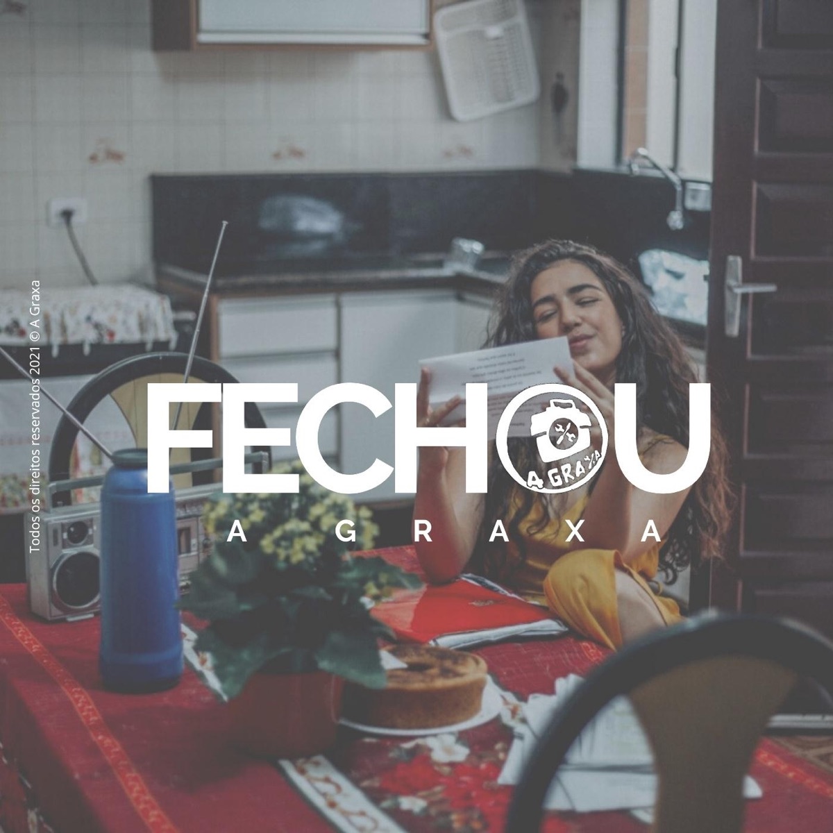Fechou - Single by A Graxa album cover