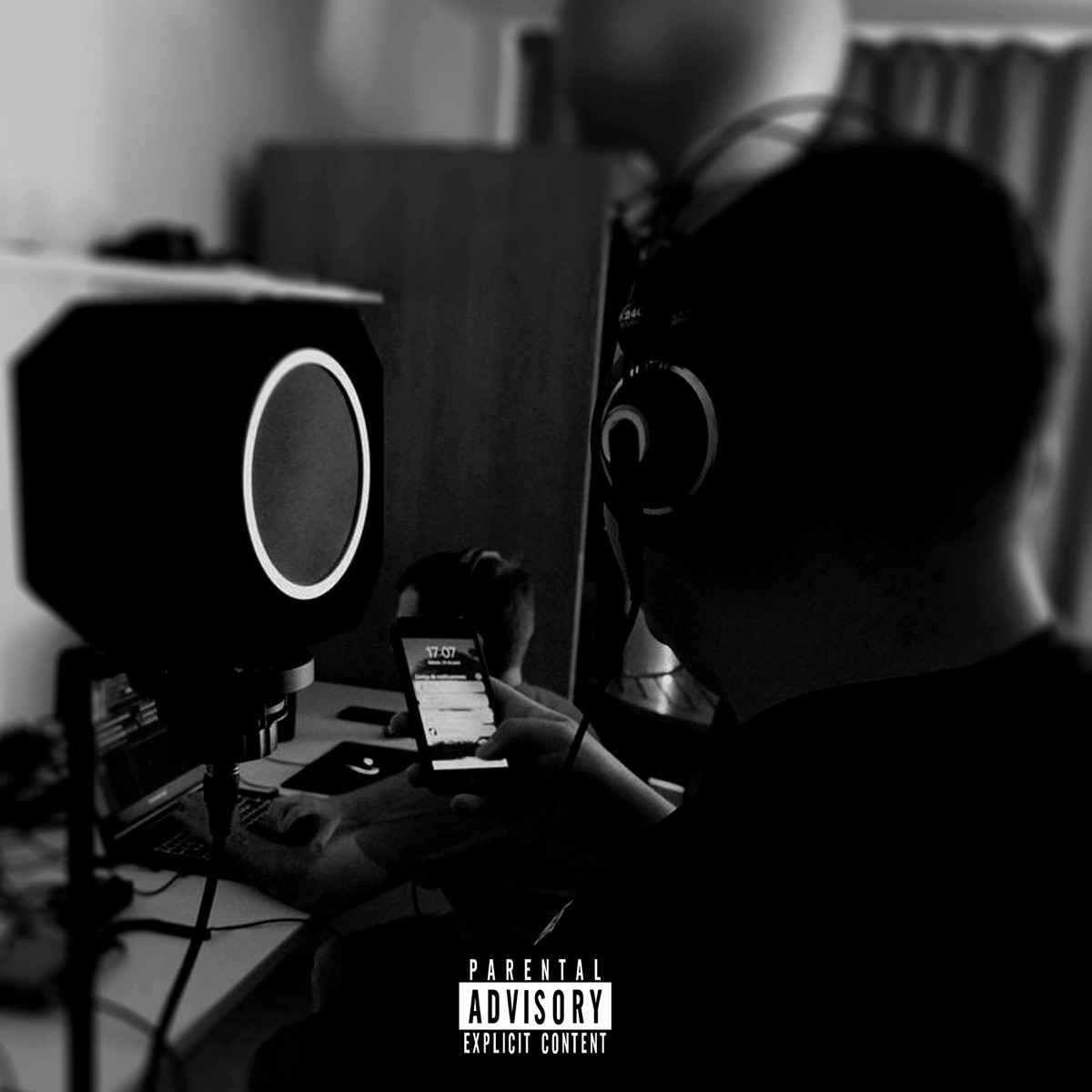 MVP 2 - Single by 8Yi & Delaweapon album cover