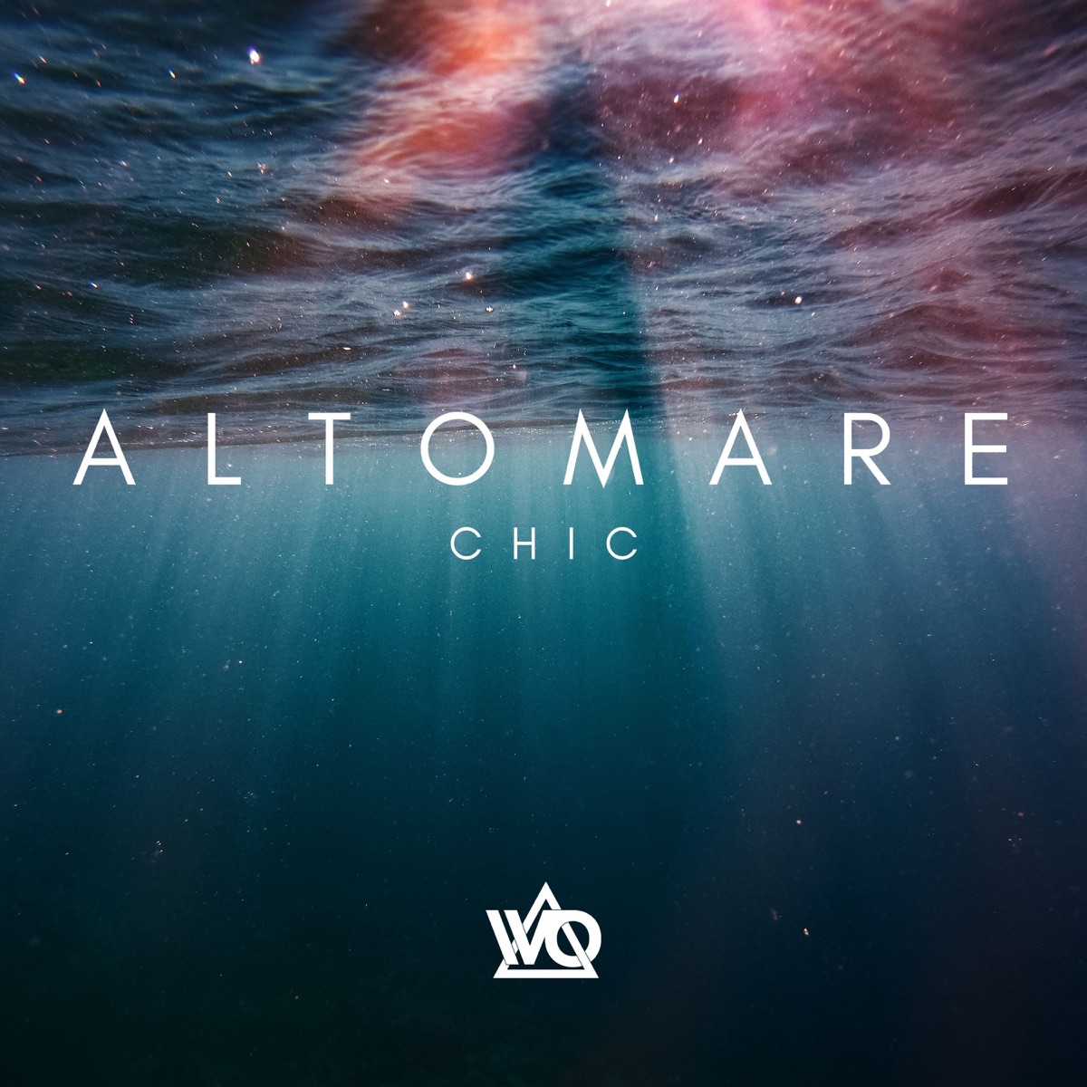 Altomare - Single by Ivo & Chic album cover