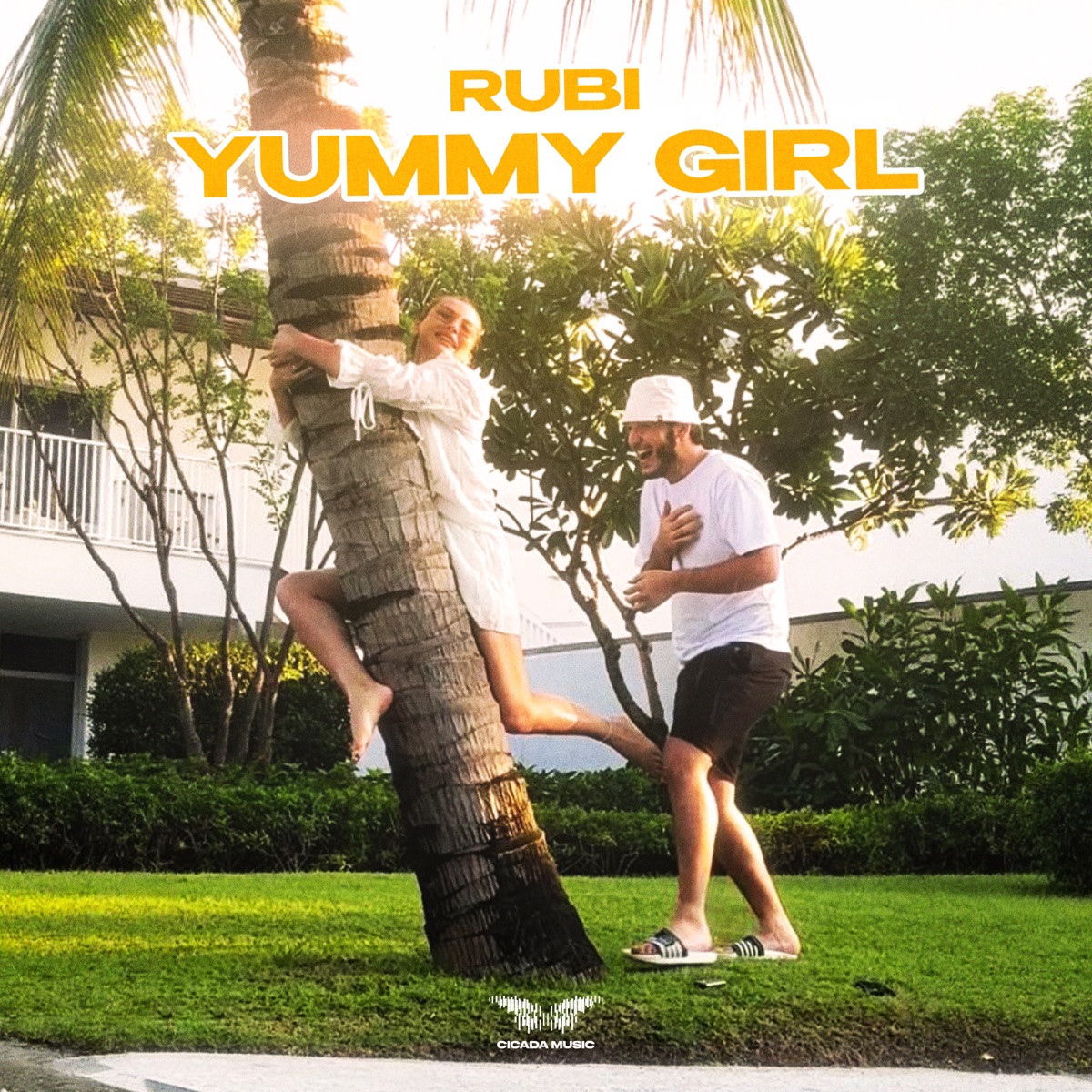 Yummy girl - Single by RUBI album cover