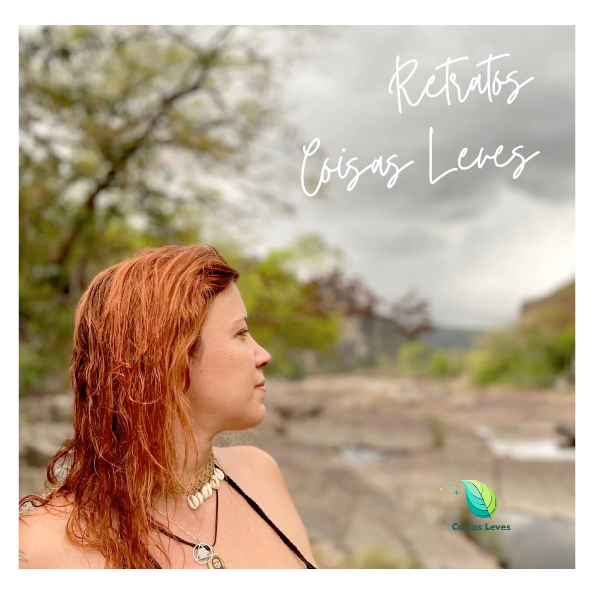 Retratos - Single by Coisas Leves album cover