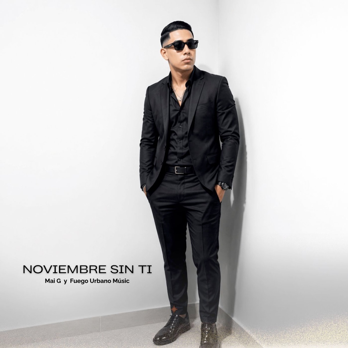 Noviembre sin ti - Single by Mai G & Fuego Urbano Music album cover