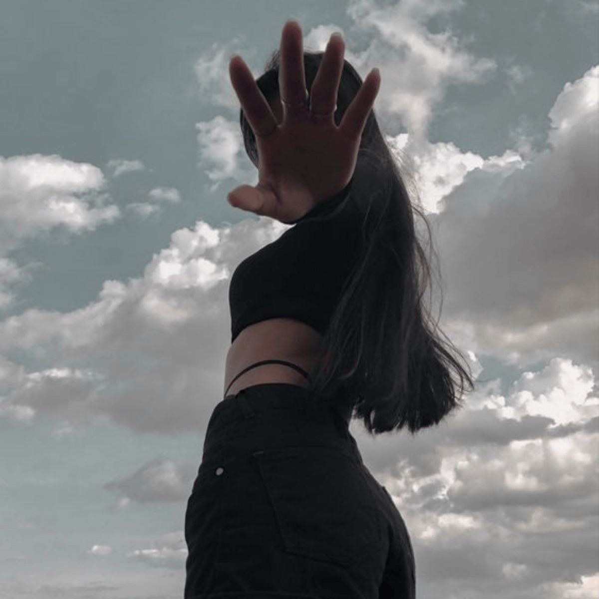 Płomień w Nocy (feat. RapHeart) - Single by Poczciwy Marek album cover