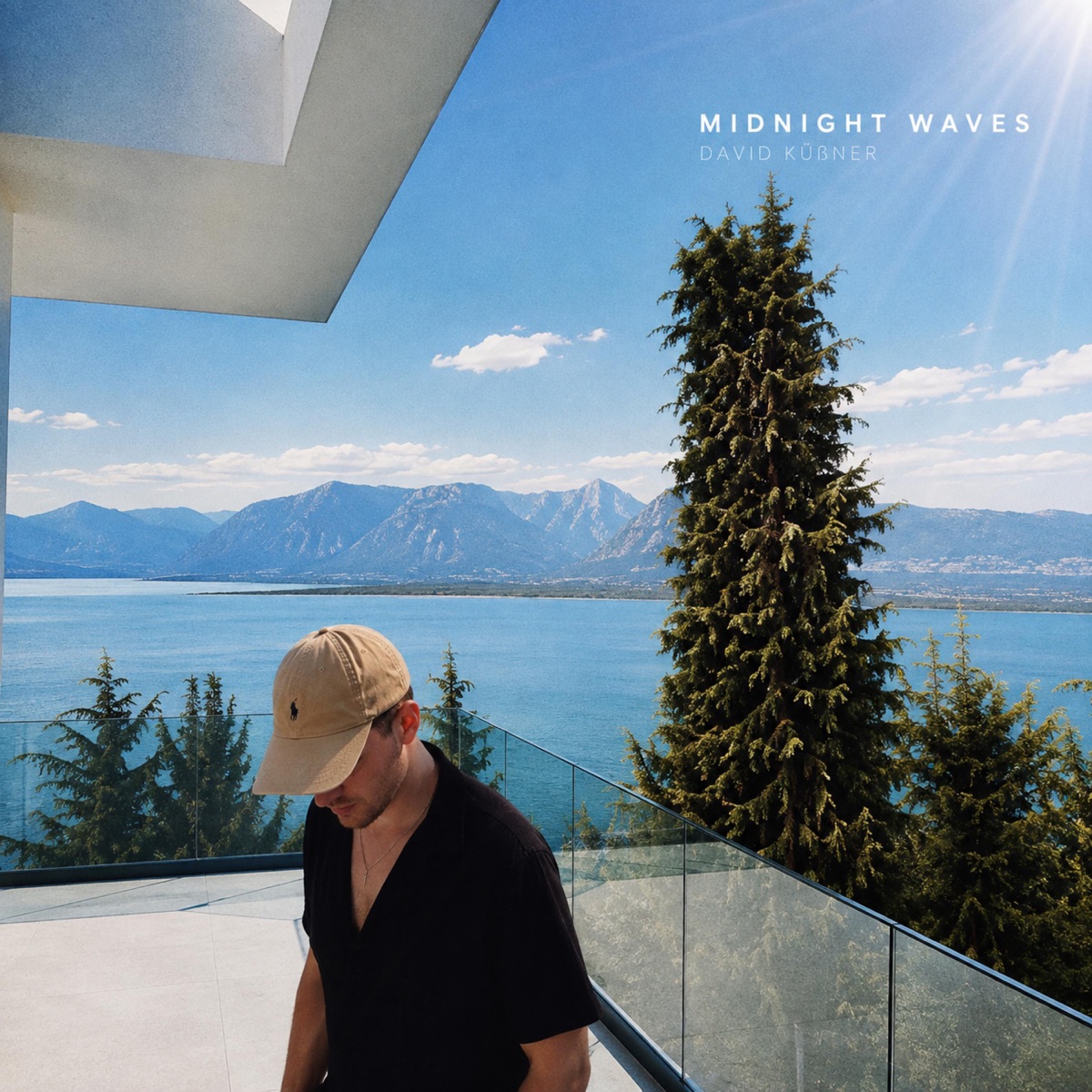 MIDNIGHT WAVES - Single by David Küßner album cover