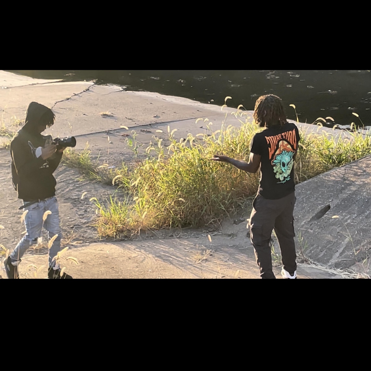 Loading Freestyle - Single by trustfndz album cover