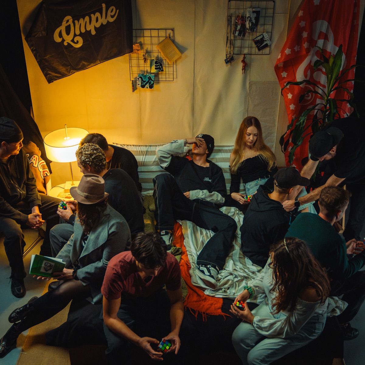 Dingo (feat. SHHIEDA, Bober & 4money) - Single by QMPLE, Gibbs, Filipek & Szymi Szyms album cover