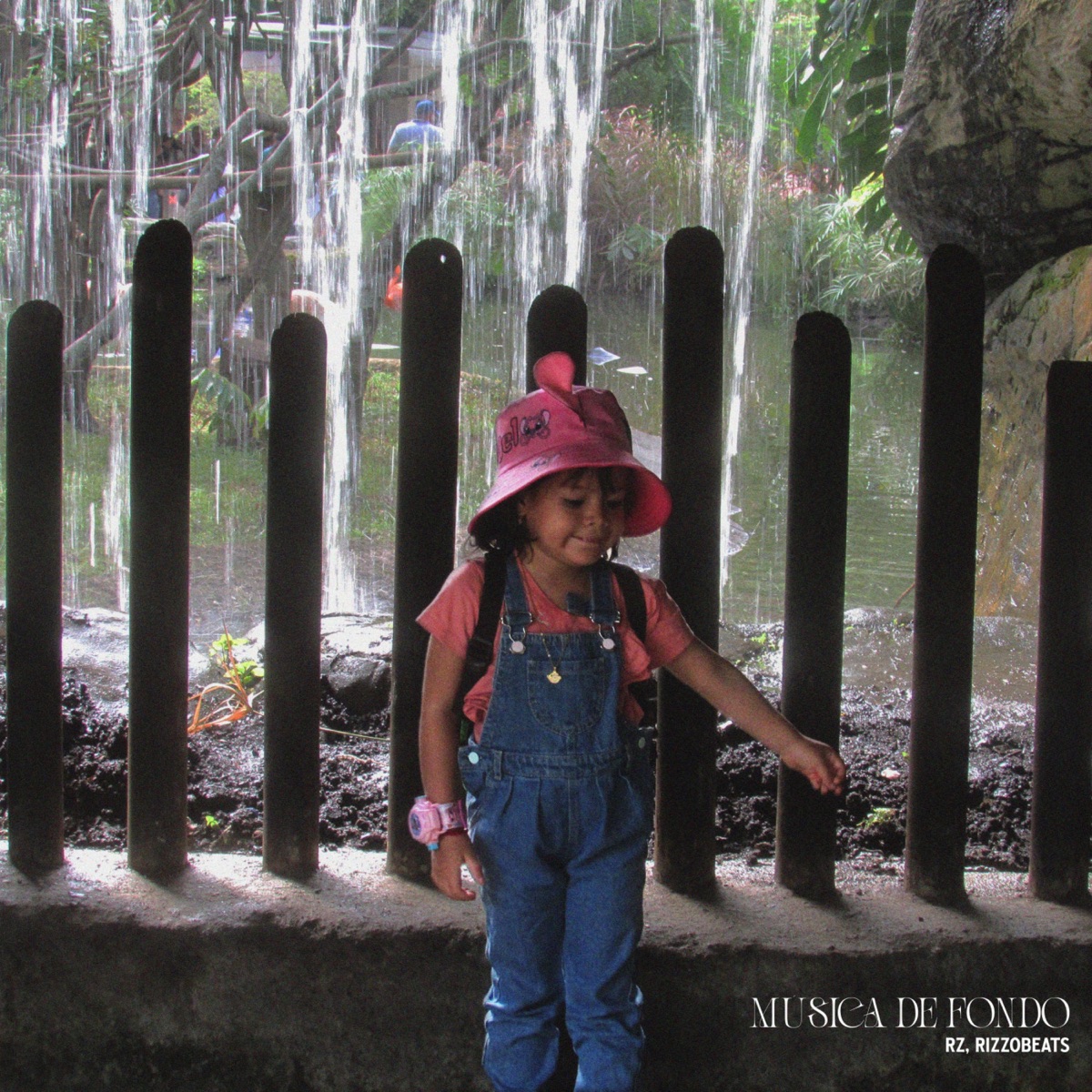 Música de Fondo - Single by RZ & Rizzobeats album cover