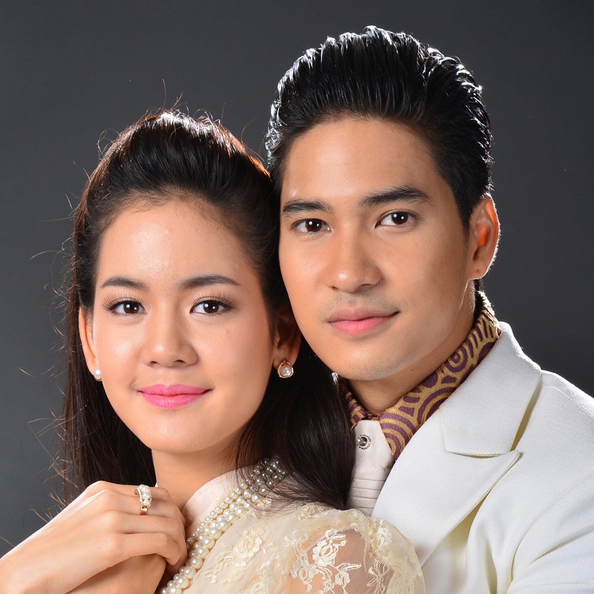 คนจะรักกัน (เพลงประกอบละคร "โนราห์") - Single by Mike Pattaradet & Bo Marada album cover