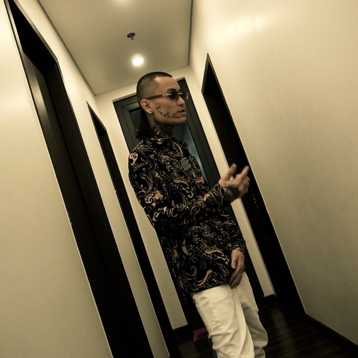 BIẾN CHẤT - Single by TIEU SON album cover