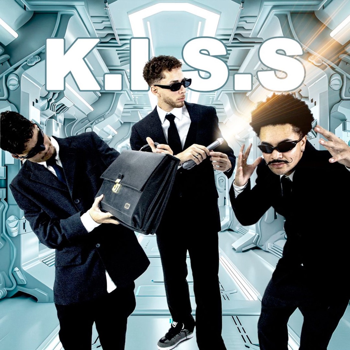 K.I.S.S - Single by 7AG, DALAGO & Young Cleitin album cover