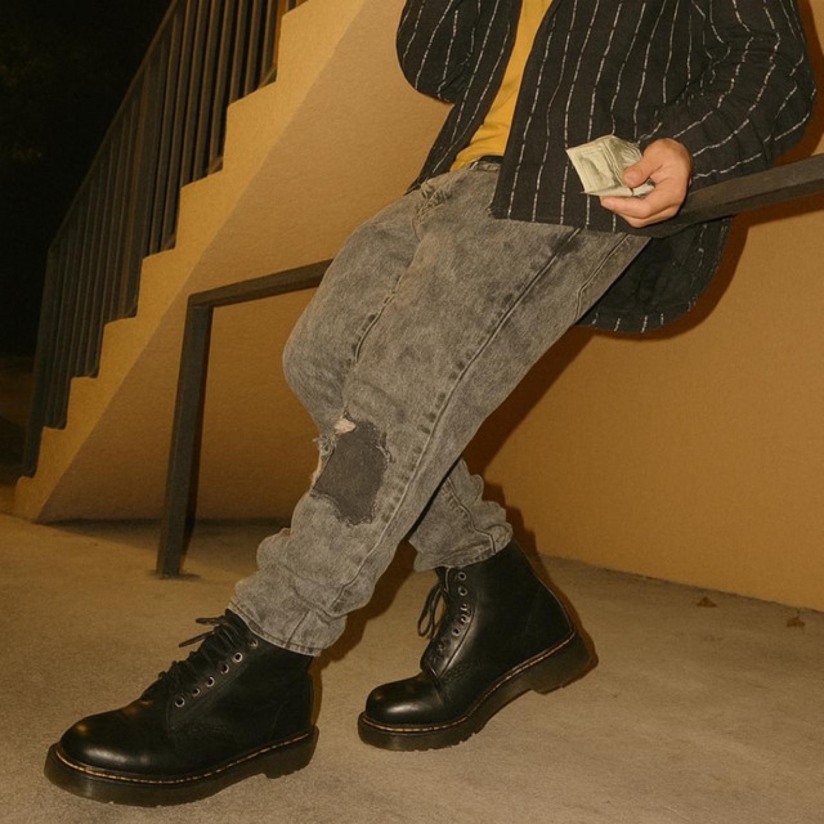 docmartens - Single by FUHRERLAVEY album cover