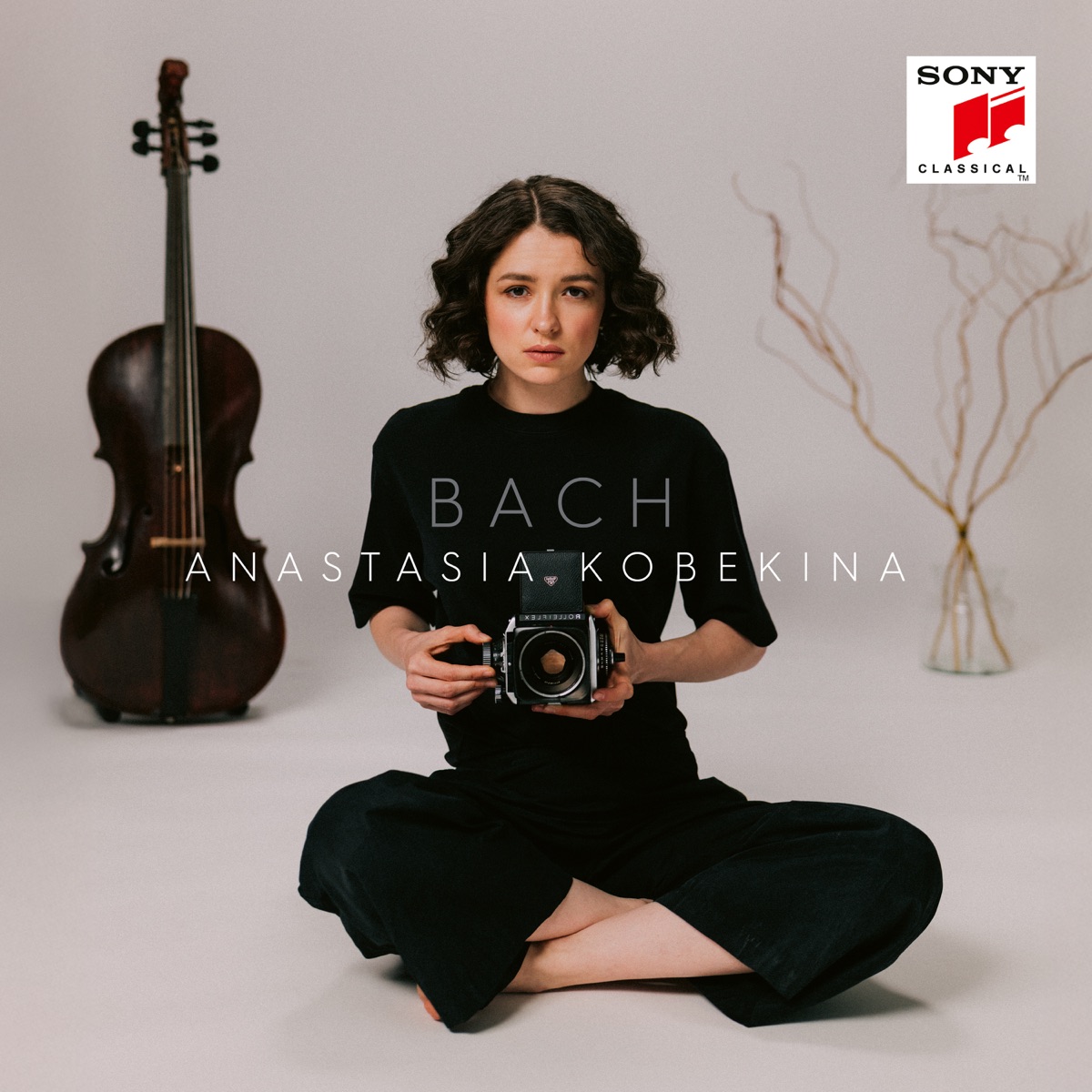 Bach: Cello Suites by Anastasia Kobekina album cover