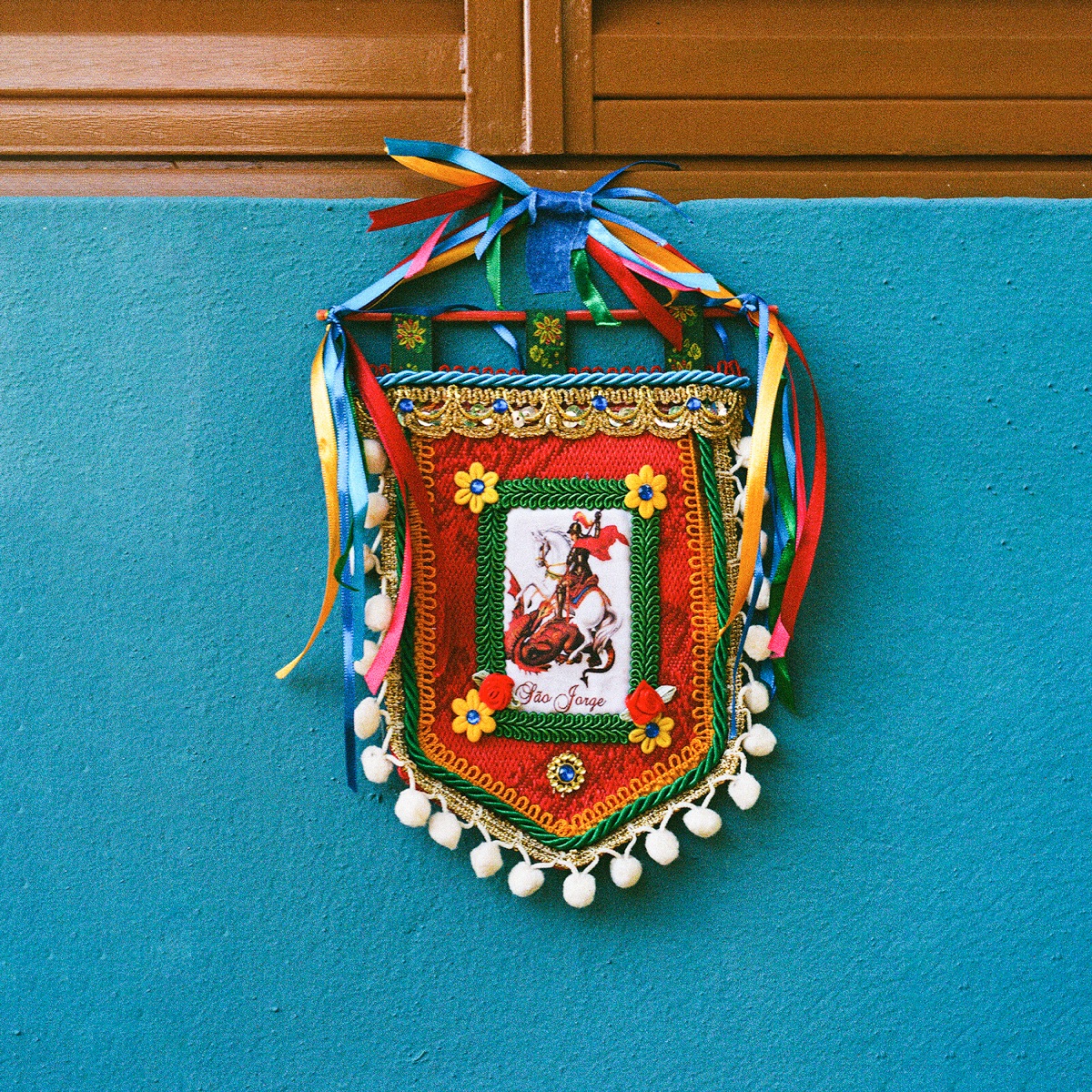 Escola de Jorge (feat. Isabella Grossi & Luísa Ramos) - Single by João Albino & Sinuhe LP album cover