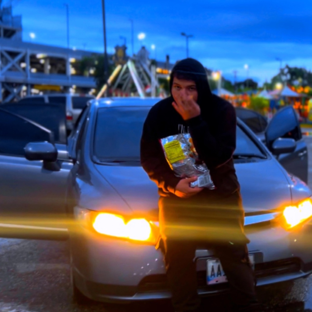 Inusuall - Single by Deefe album cover