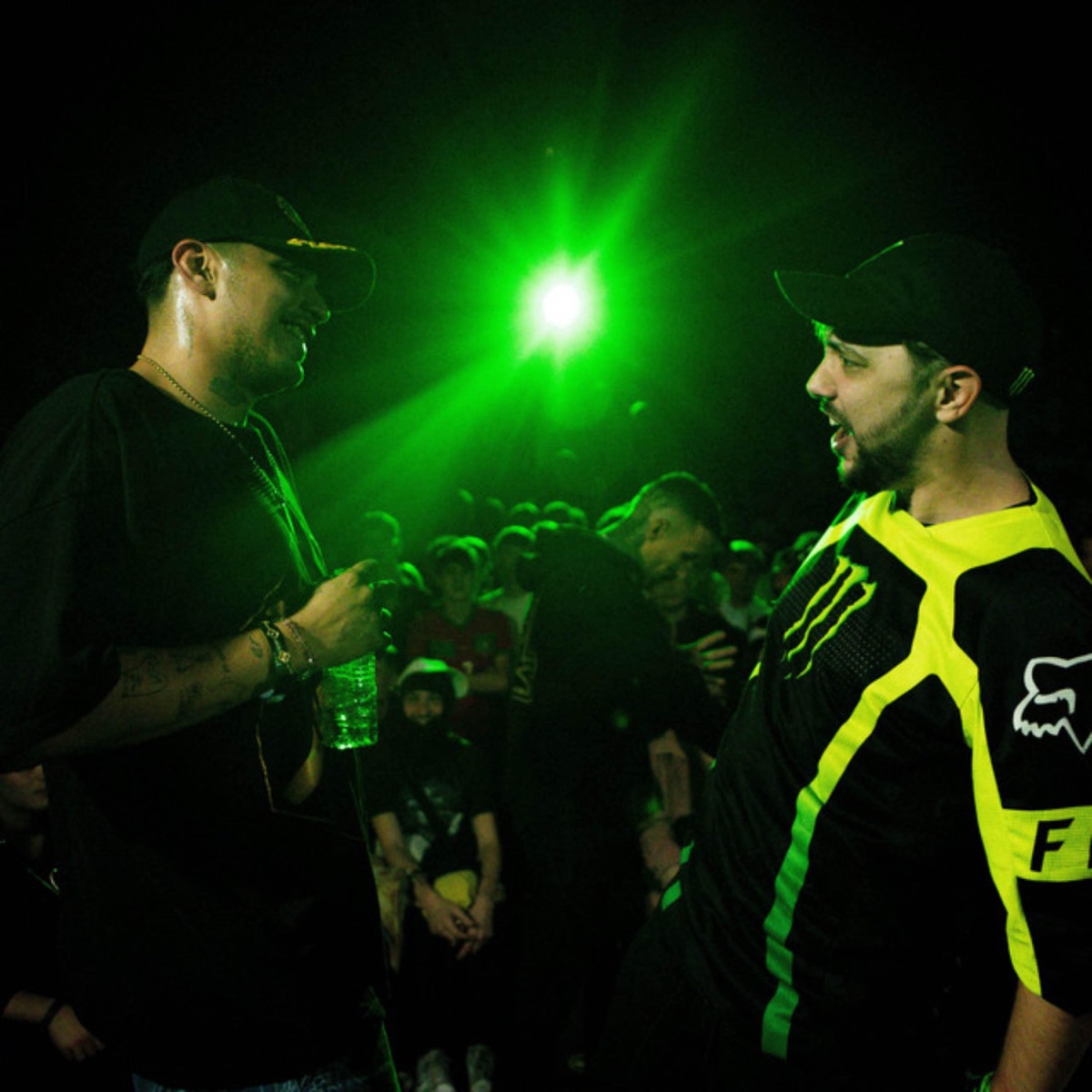 Zasko vs Kodigo 4x4 "Frente a una Leyenda" - FU III (feat. Papii) - Single by FU MOVEMENT album cover