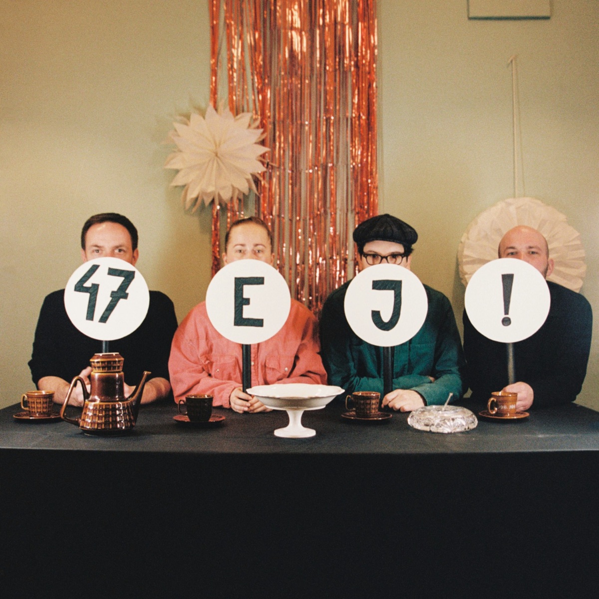 Ej! (feat. DJ Lem, Mada & Ryfa Ri) - Single by 4resh we7akecare, Qzyn, Łona & Dizkret album cover