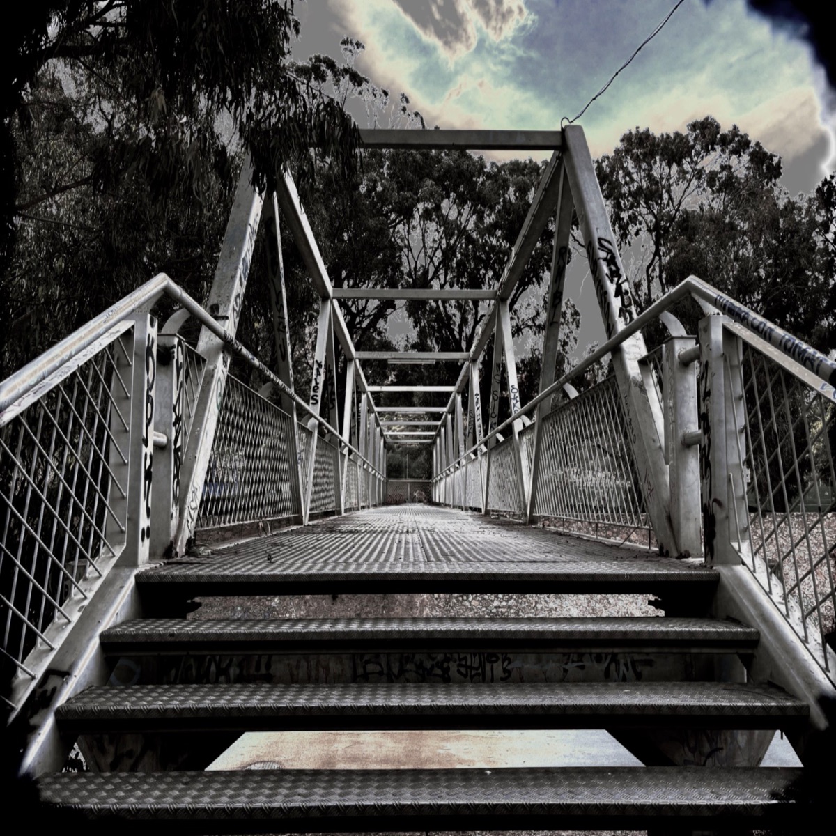 REMEMBER - Single by Samo.mc, Kina RMBL & VIVI album cover