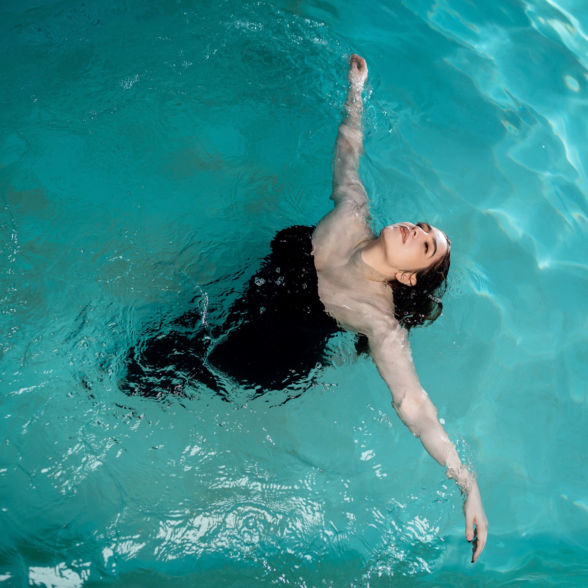 Above the Water (feat. Mpho.Wav) - Single by Deena G album cover