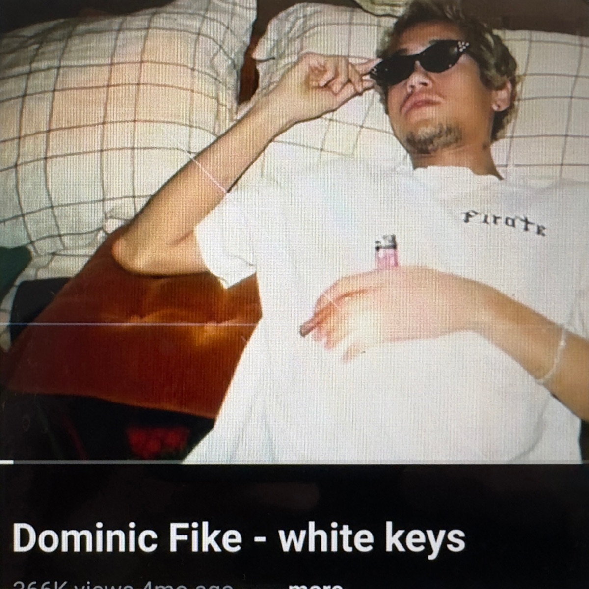 White Keys - Single by Dominic Fike album cover