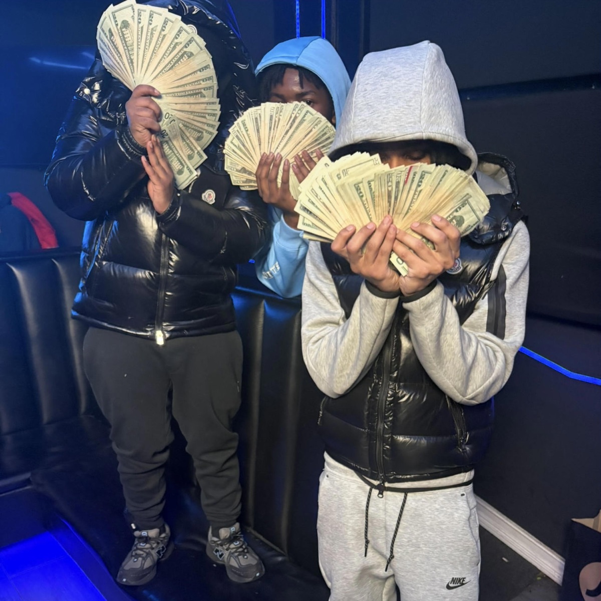 Inna Mood (feat. Cdot Hound) - Single by Moe Lotti album cover