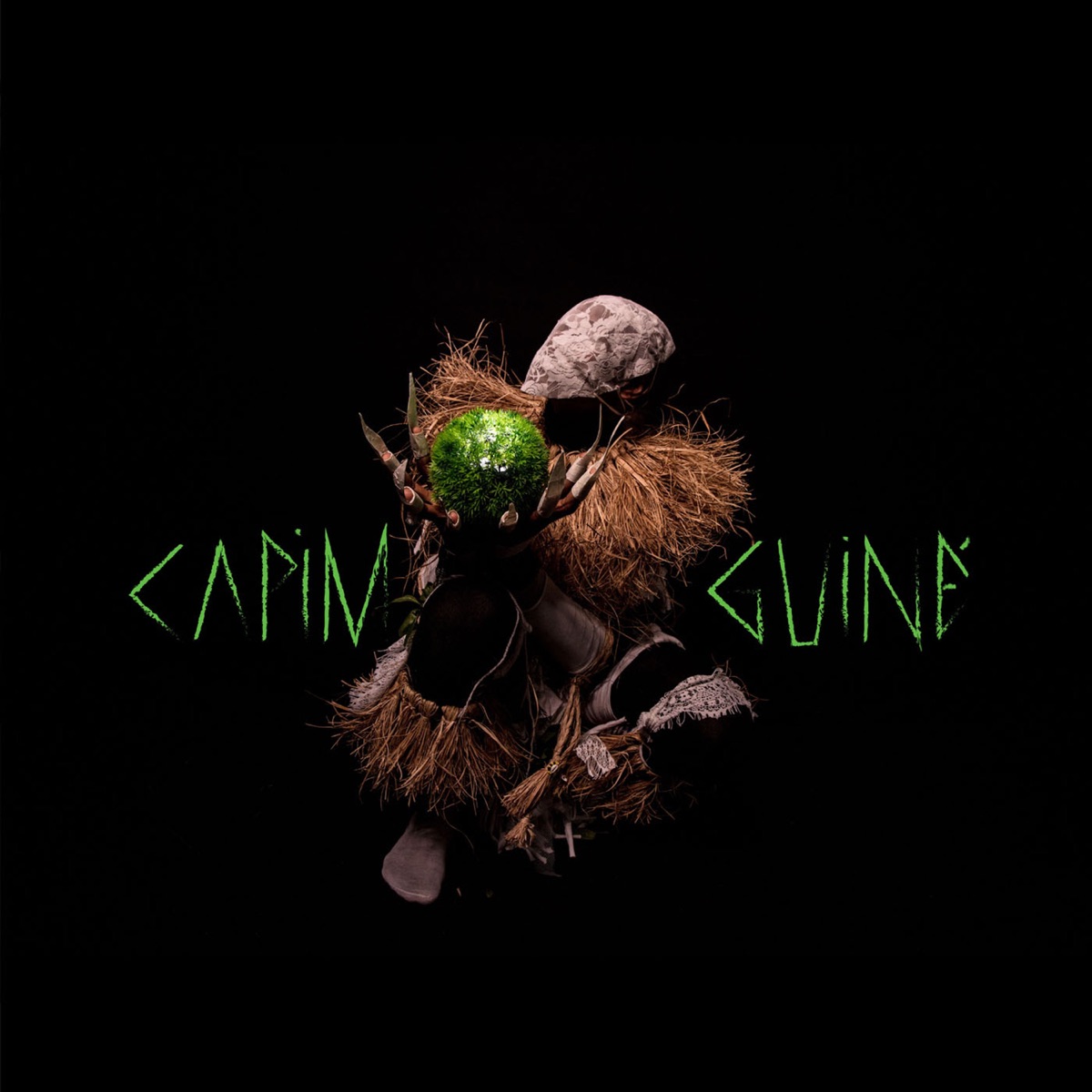 Capim Guiné (feat. Margareth Menezes) - Single by BaianaSystem & Titica album cover
