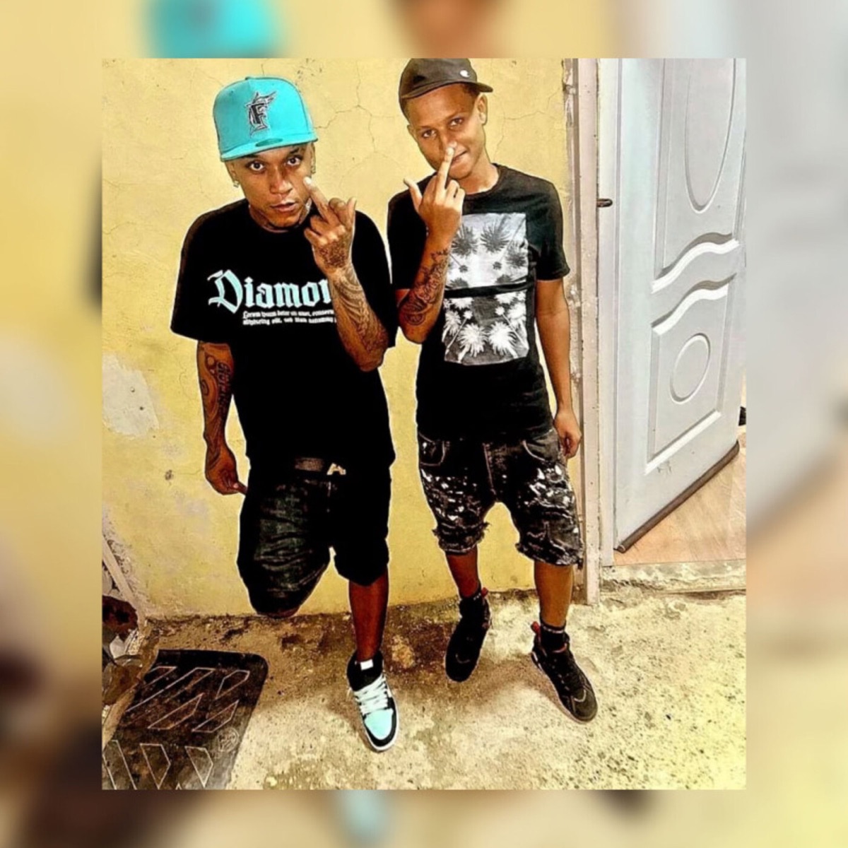 To Lo Cuero (REMIX) - Single by Malcom Produce, Darlyn Nay, Randy 30 & Gánster Og album cover