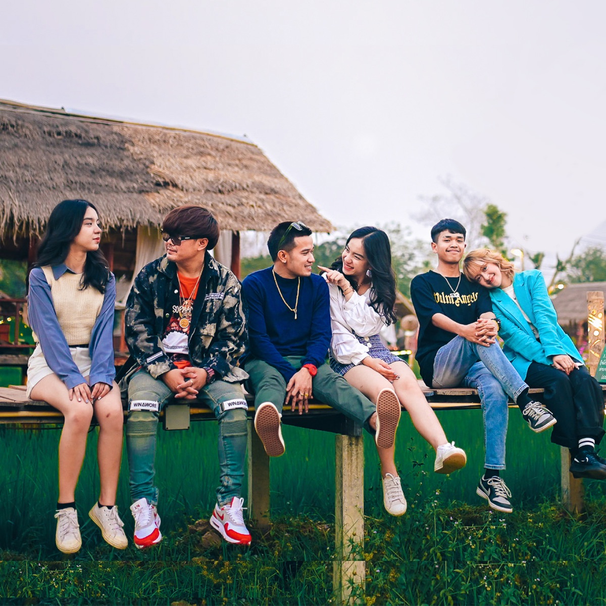 ແພງອ້າຍ ( แพงอ้าย ) [feat. NUTDAO, Mild&Mint & BiGYAI] - Single by SOPHANA album cover