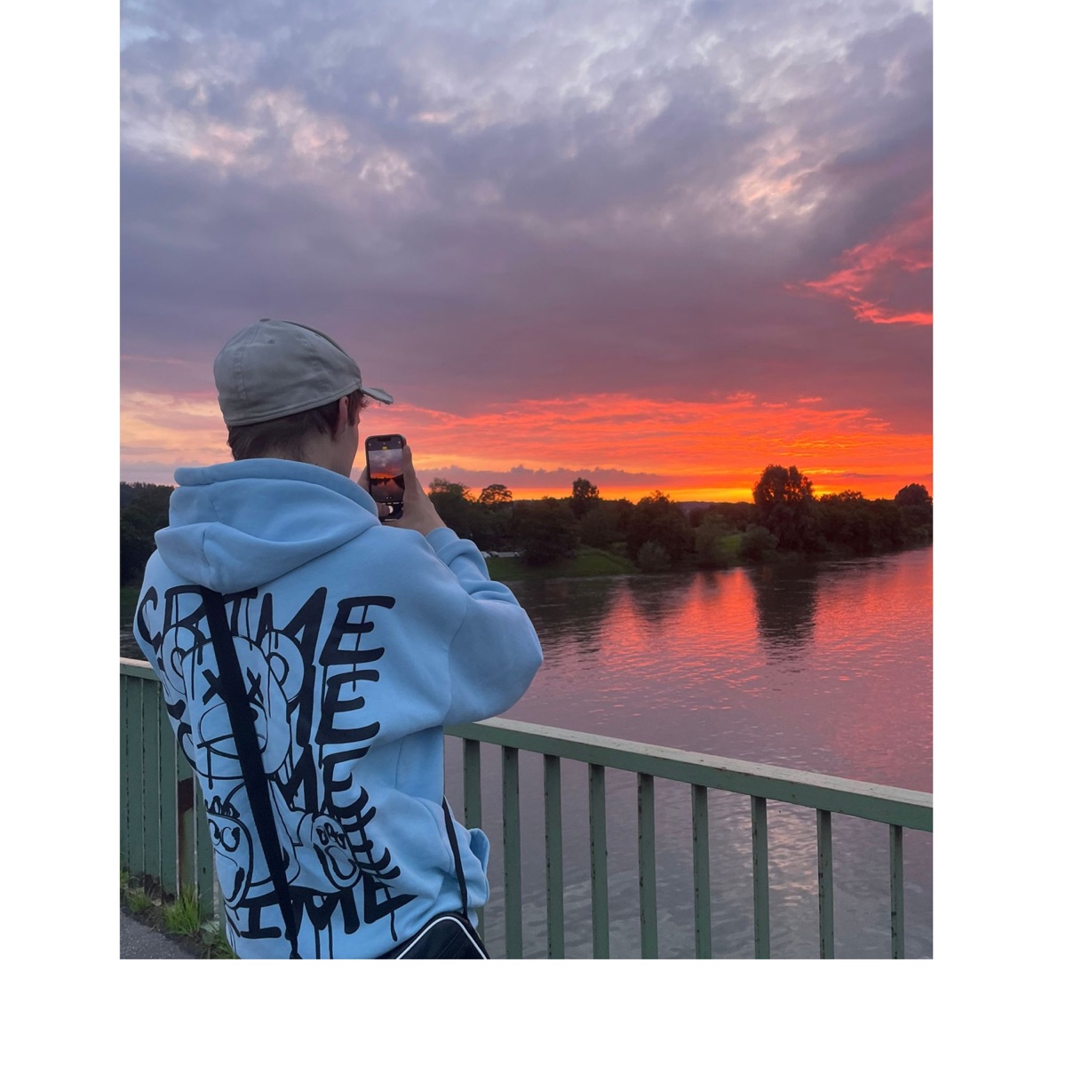 Muss ich das erklären? - Single by OuhhNiico album cover