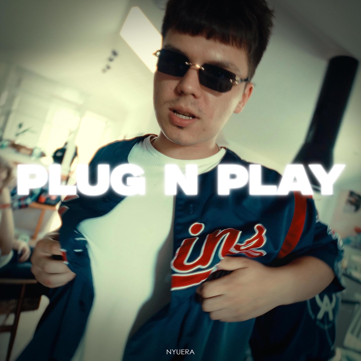 PLUG N' PLAY (feat. Antoś) - Single by demod album cover