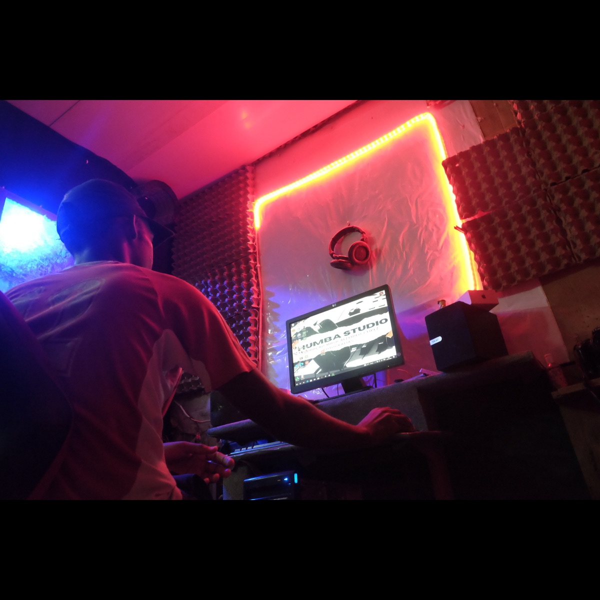 näo sia preça - Single by Tiito B Produz & Humba Studio Label album cover