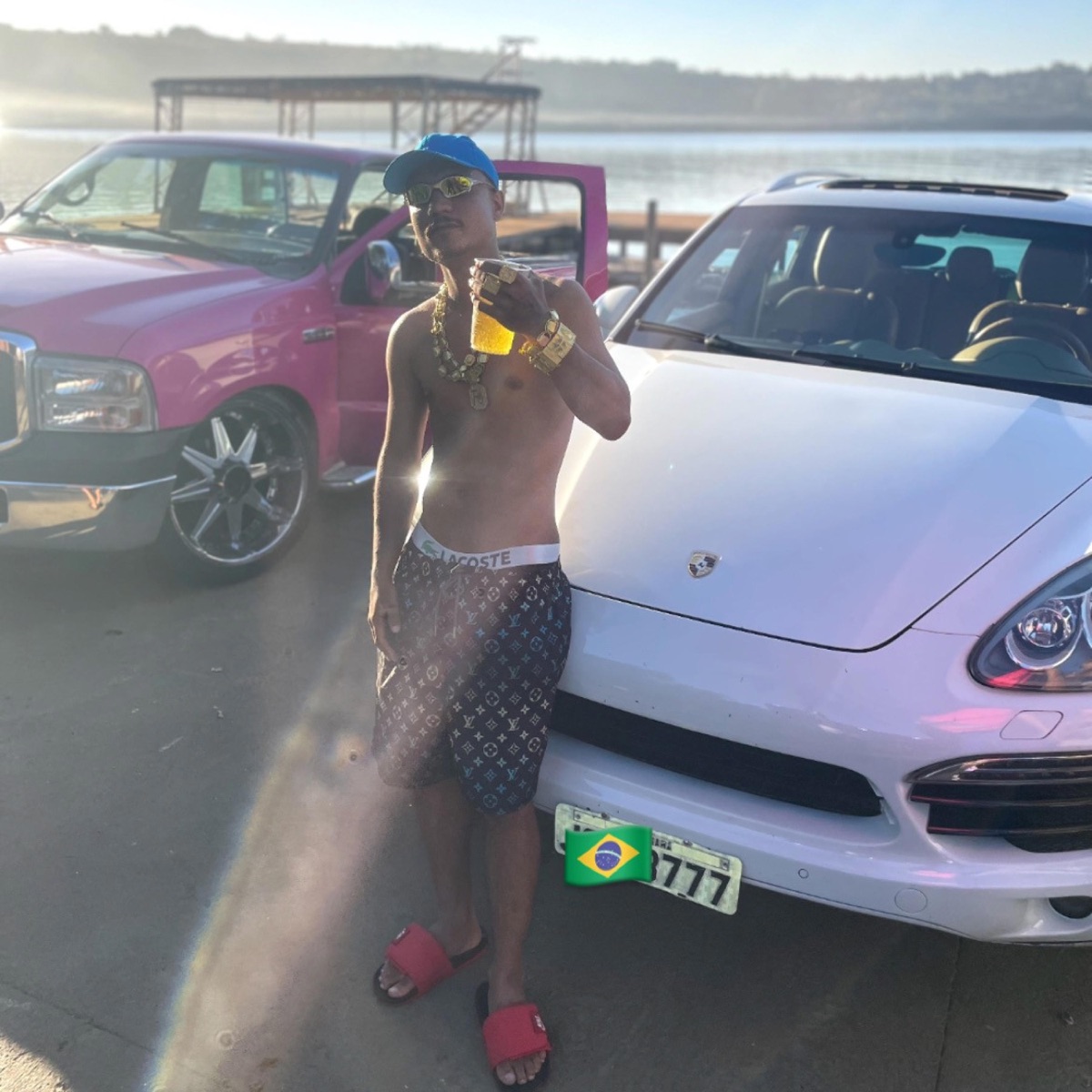 Visando Cifrão $ (feat. Jhordan OG) - Single by Mc Kelvão album cover