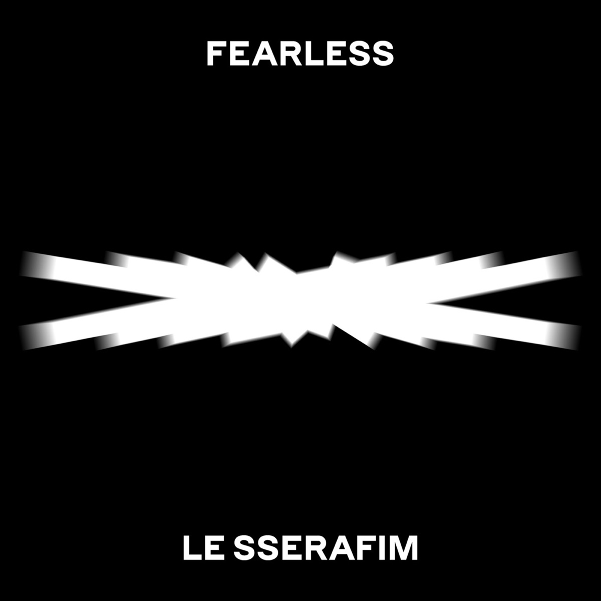 FEARLESS - EP by LE SSERAFIM album cover